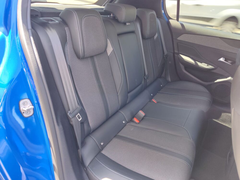 308 GENERATION-III 1.6 180cH HYBRID PHEV 12.4KWH ALLURE PACK E-E 2022 occasion 74600 Seynod