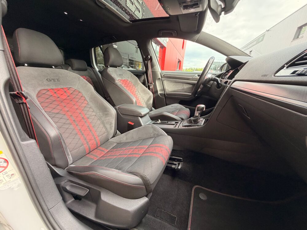 Golf 2.0 TSI 290Ch GTI TCR DSG BVA - LIGNE AKRAPOVIC - DYNAUDIO - 2019 occasion 76150 Saint-Jean-du-Cardonnay