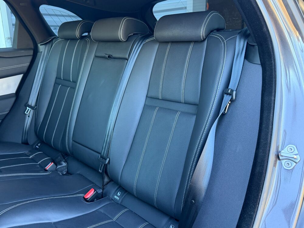 Range rover velar 2.0 P400E 404 ch PHEV SE R-DYNAMIC 4WD - 1&Egrave;RE MAIN 2023 occasion 65290 Juillan