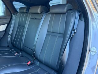 Range rover velar 2.0 P400E 404 ch PHEV SE R-DYNAMIC 4WD - 1&Egrave;RE MAIN 2023 occasion 65290 Juillan