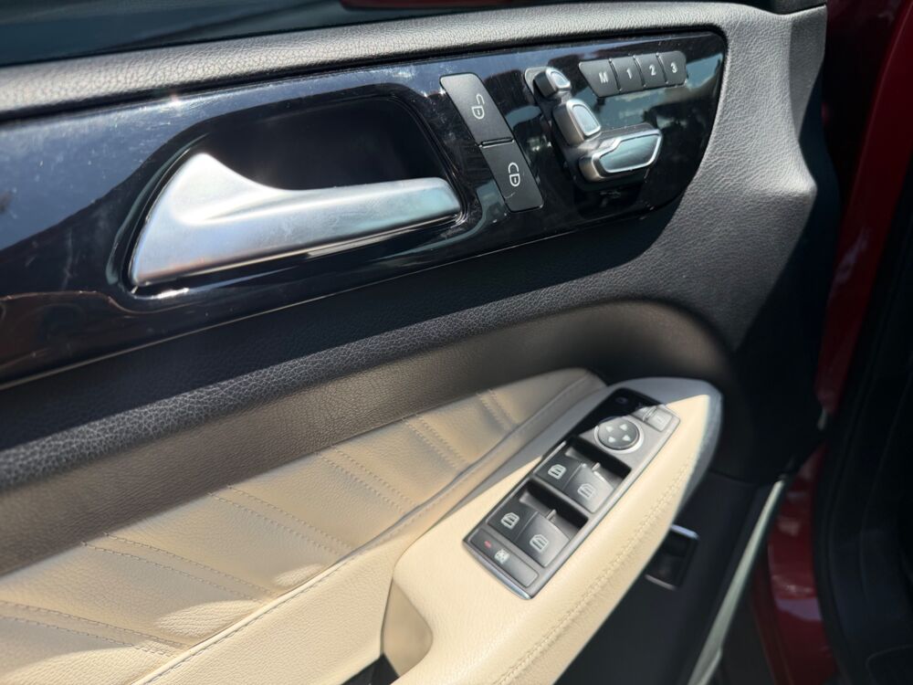 Classe GLE 400 COUPE 3.0 FASCINATION 333CH 4MATIC 9G-TRONIC BVA - ENTRE 2016 occasion 26000 Valence
