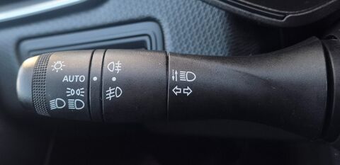Clio 1.6 E-TECH 140 CH 90 HYBRID FULL-HYBRID LIMITED BVA + CAMERA 2022 occasion 97410 Saint-Pierre