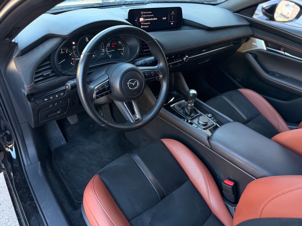 Mazda3 2.0 SKYACTIV-X 185ch HYBRID MHEV BLACKOUT EDITION BUSINESS 2024 occasion 25300 Pontarlier