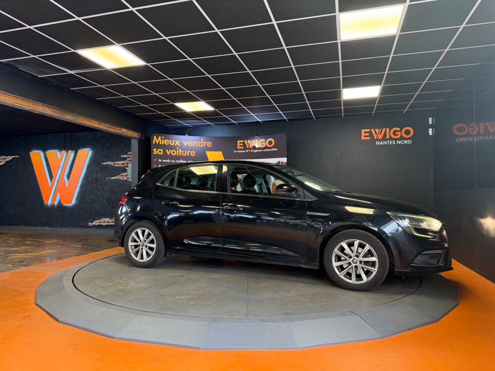 M&eacute;gane 1.5 DCI 110 ENERGY INTENS/ENTRETIEN RENAULT/KIT DISTRI NEUF/ 2017 occasion 44300 Nantes