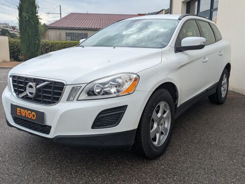XC60 2.4 D3 165cv KINETIC AWD / PREMIERE MAIN / ATTELAGE / RADAR 2011 occasion 69420 Ampuis