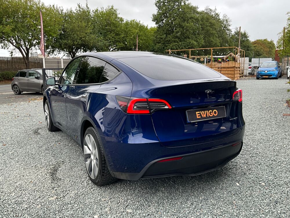 Model Y LONG RANGE DUAL MOTORS 441 CV / 4 roues motrices 2022 occasion 17000 La Rochelle