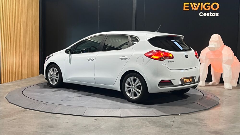 Ceed 1.6 GDI 135ch ACTIVE - REGULATEUR DE VITESSE - CLIMATISATION 2014 occasion 33610 Cestas