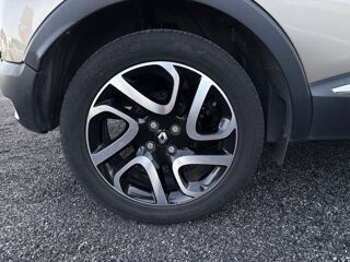 Captur 1.2 TCE 120 INTENS EDC BVA 2014 occasion 64122 Urrugne