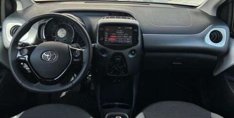 Aygo 1.0 VVTI 72CH X-PLAY X-SHIFT BVA - 1ERE MAIN - SUIVI COMPLET 2021 occasion 57600 Forbach