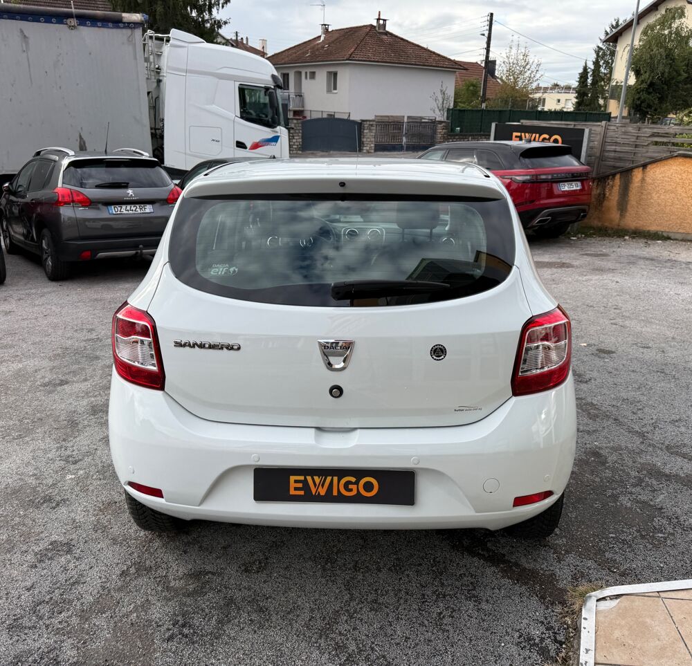 Sandero 0.9 TCE 90 CH Laureate Easy-R BVA 2016 occasion 25000 Besan&ccedil;on