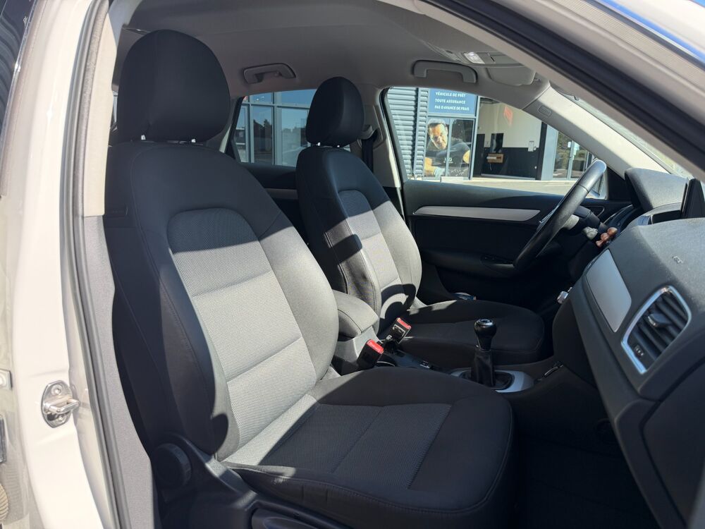 Q3 2.0 TDI 150ch S-LINE 2015 occasion 17100 Saintes