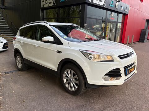 Kuga 2.0 TDCI 150ch TITANIUM 4X2 START-STOP / ATTELAGE - RADAR AV 2016 occasion 76150 Saint-Jean-du-Cardonnay