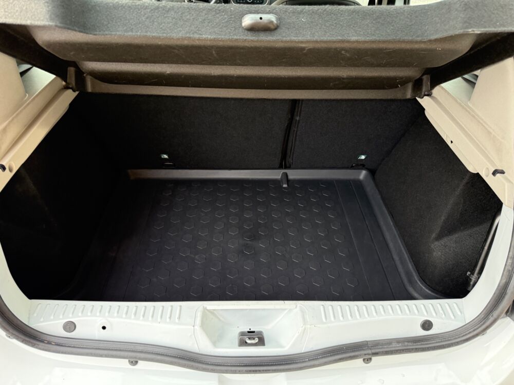 Sandero 0.9 TCE 90 CH Laureate Easy-R BVA 2016 occasion 25000 Besan&ccedil;on
