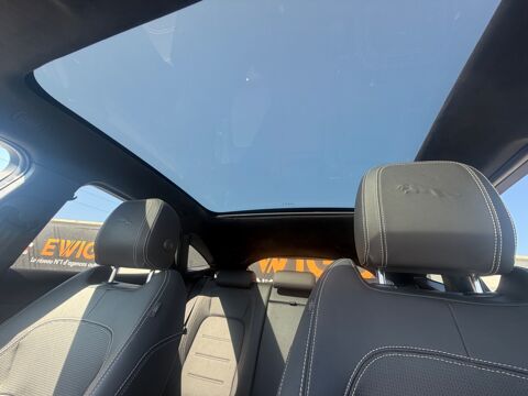 E-PACE P300E 309 ch R-DYNAMIC BLACK AWD SON MERIDIAN / ATTELAGE ELE 2021 occasion 42160 Andr&eacute;zieux-Bouth&eacute;on