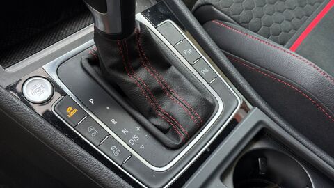 Golf 2.0 TSI 245 GTI PERFORMANCE 7.5 DSG7 BVA - DYNAUDIO - ALCANT 2019 occasion 69150 D&eacute;cines-Charpieu
