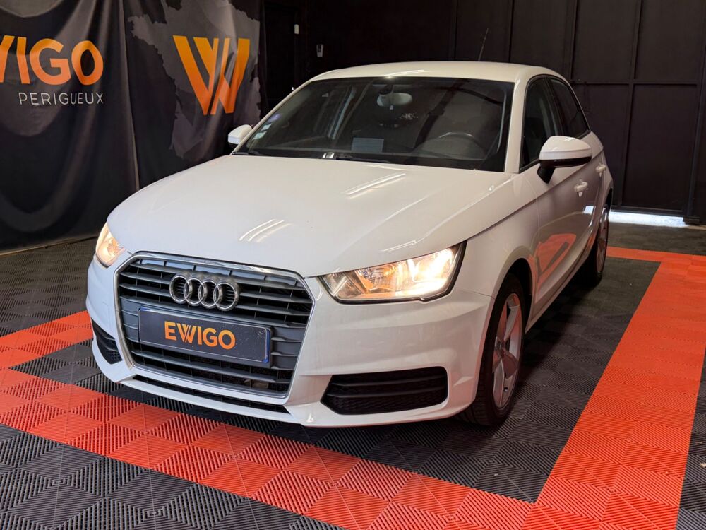 A1 SPORTBACK 1.0 TFSI 95 Ch ULTRA AMBIENTE 2016 occasion 24750 Tr&eacute;lissac