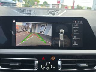 S&eacute;rie 3 TOURING 2.0 318 D 150ch BVA / CAMERA CARPLAY SANS FIL HAYON 2020 occasion 17100 Saintes