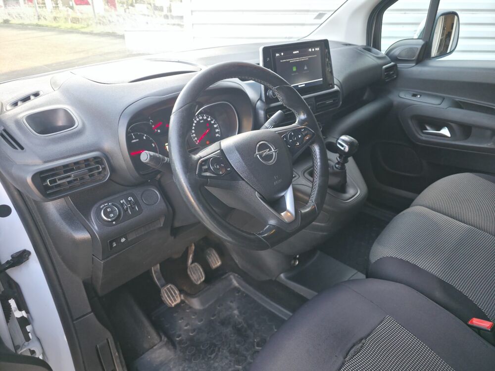 Combo VU CARGO 1.5 TURBO D 130ch 650KG M PACK BUSINESS 2020 occasion 17100 Saintes