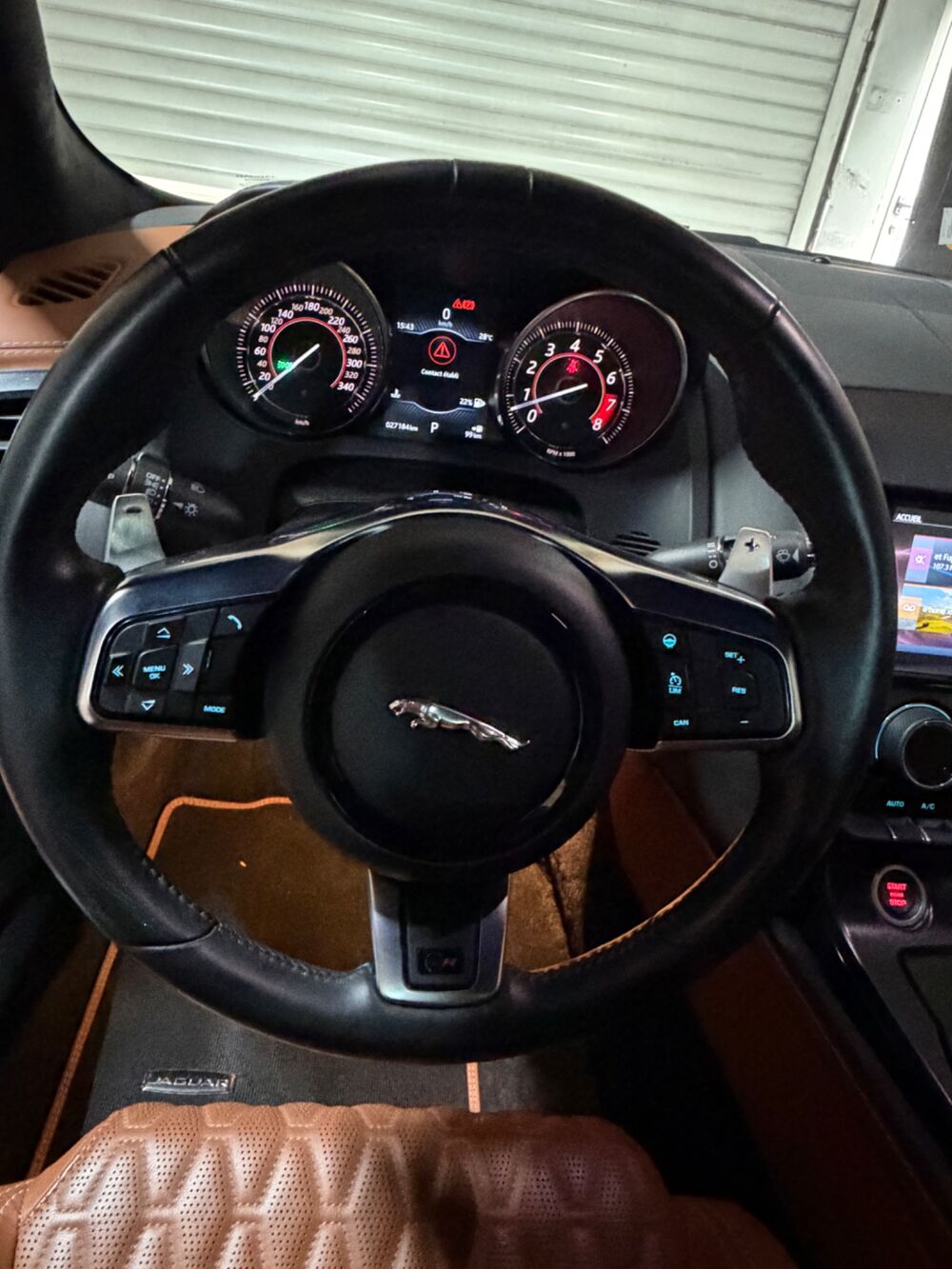 F-Type (2) COUPE 5.0 575CH SVR AWD BVA FREIN CERAMIQUE NO FAP 2017 occasion 60740 Saint-Maximin