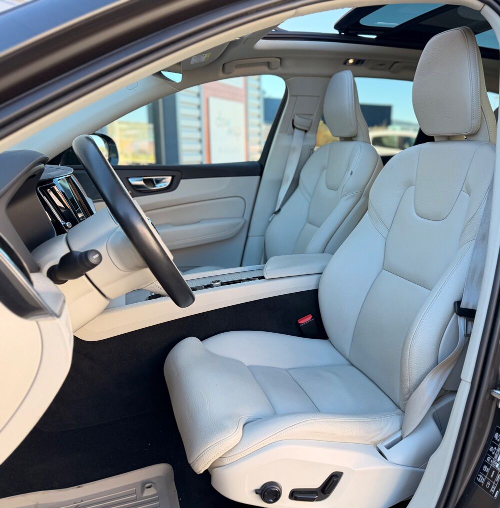 XC60 2.0 B5 D 249H 235ch MHEV HYBRID INSCRIPTION LUXE AWD GEARTRO 2020 occasion 25300 Pontarlier