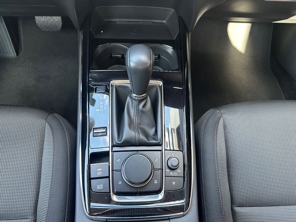 CX-30 2 L E-SKYACTIV-X 185ch HYBRID APPLE CARPLAY SI&Eacute;GES AV CHAUFF 2024 occasion 38420 Le Versoud