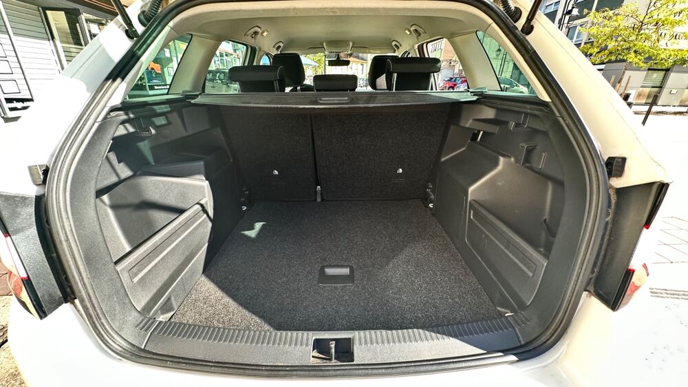 Fabia COMBI 1.0 TSI 95 AMBITION DSG BVA - RADAR DE RECUL - BOITE A 2022 occasion 57600 Forbach