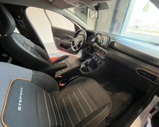 Sandero STEPWAY CONFORt ESSENCE+GPL 100ch / BANQUETTE AR DISPO / FAC 2022 occasion 33260 La Teste-de-Buch