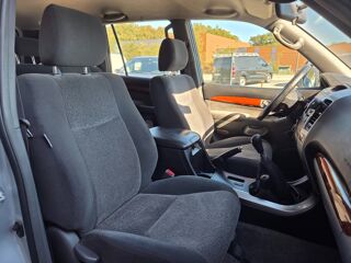 Land Cruiser 3.0 D4D 165 Ch BVM 4X4 2004 occasion 33210 Maz&egrave;res
