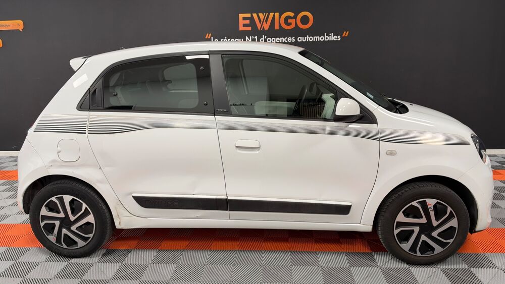 Twingo III 0.9 TCe 90 LIMITED 2017 EDC // ENTRETIEN CONSTRUCTEUR 2018 occasion 34430 Saint-Jean-de-V&eacute;das
