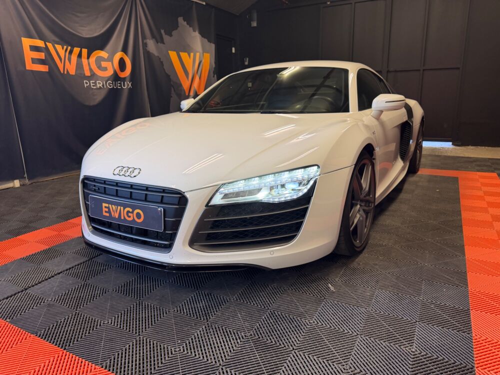 R8 COUPE 5.2 FSI 550 Ch V10 PLUS QUATTRO S-TRONIC BVA 2013 occasion 24750 Tr&eacute;lissac