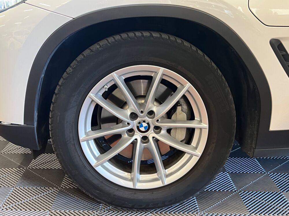 X3 3.0 E 292ch HYBRID BUSINESS XDRIVE SIEGE CHAUFFANT + ATTELAG 2021 occasion 26100 Romans-sur-Is&egrave;re