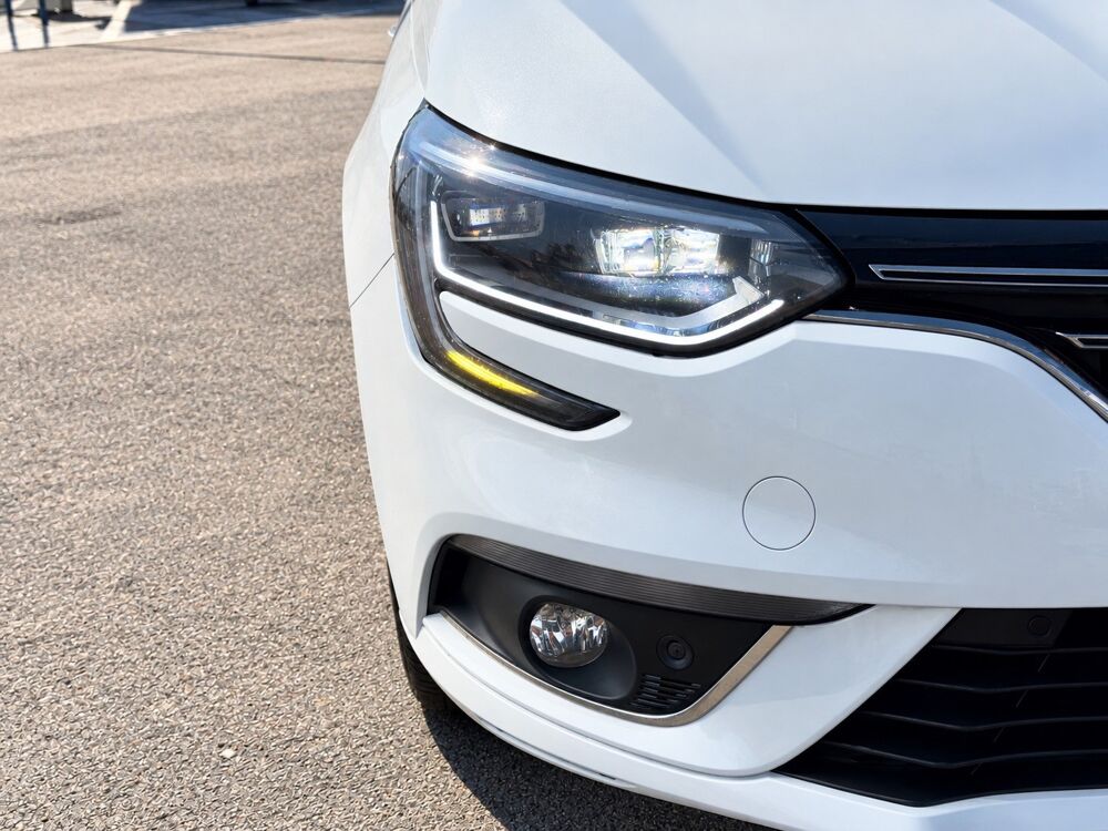 M&eacute;gane ESTATE 1.5 DCI 110 2017 occasion 26000 Valence