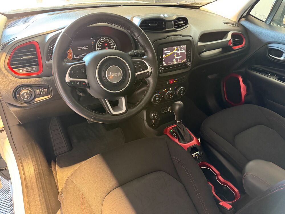 Renegade 2.0 MULTIJET 170 ch ACTIVE DRIVE TRAILHAWK BVA9 2015 occasion 65290 Juillan