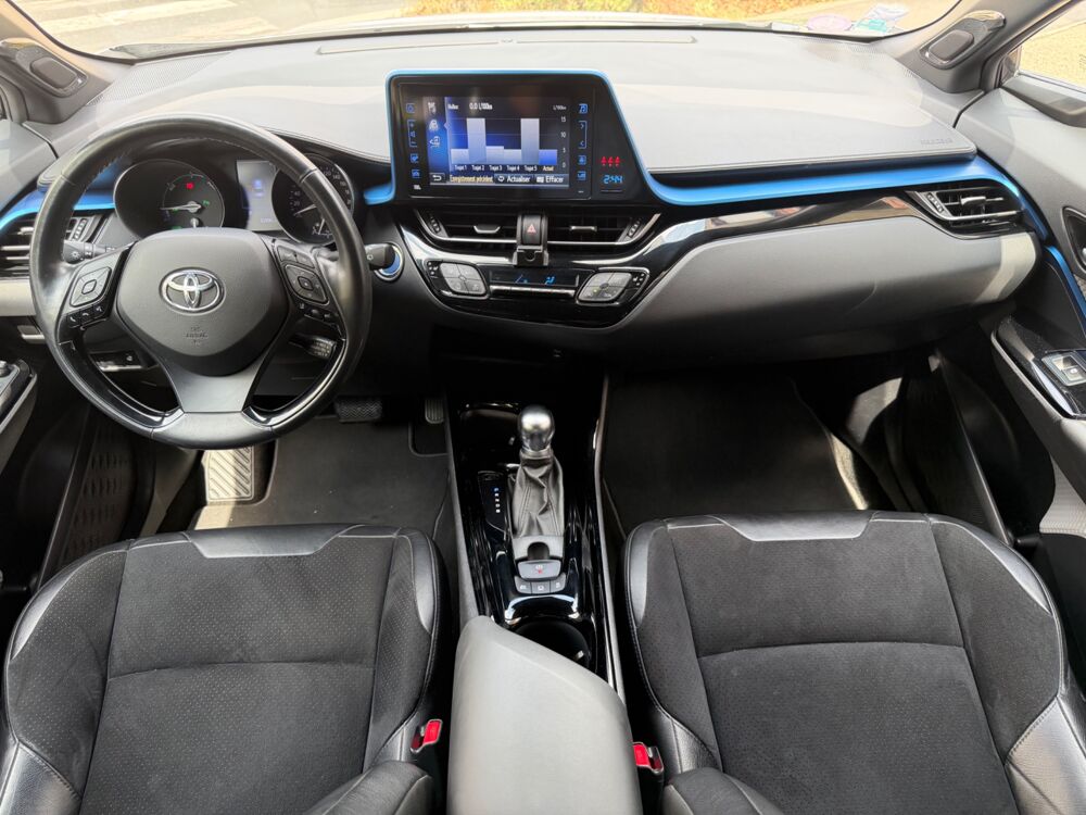 C-HR 1.8 HSD 122H 100 FULL-HYBRID Collection 4X2 E-CVT BVA 2019 occasion 69150 D&eacute;cines-Charpieu