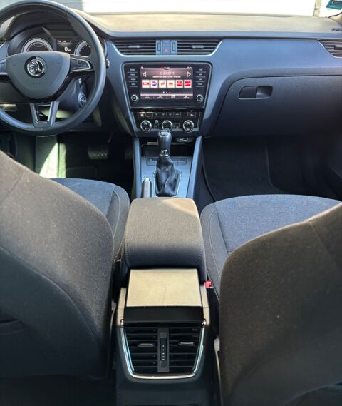 Octavia COMBI 2.0 TDI 150 Ch EDITION - Toit ouvrant - Attelage - Cam 2020 occasion 44220 Cou&euml;ron