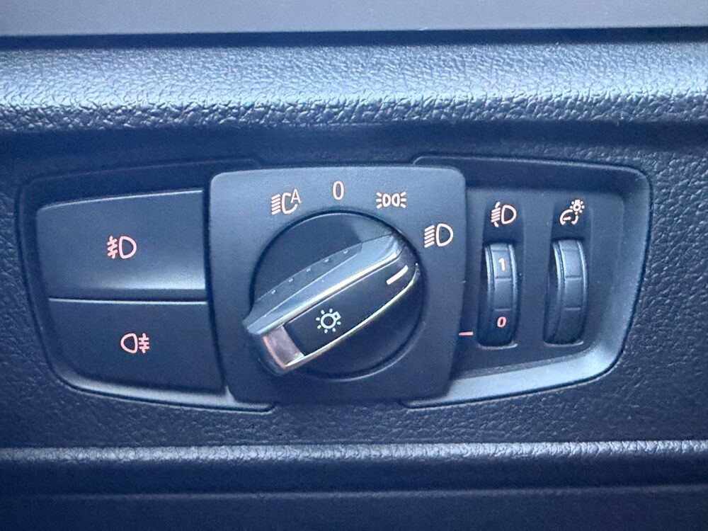 S&eacute;rie 1 1.6 116I F20 136ch SPORT BVA - CARPLAY - ECLAIRAGE D'AMBIANC 2011 occasion 26000 Valence