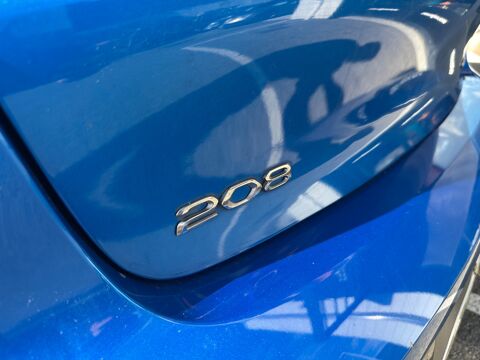 208 1.2L 100ch GT LINE / TOIT PANORAMIQUE / APPLE CARPLAY / CAME 2019 occasion 38420 Le Versoud