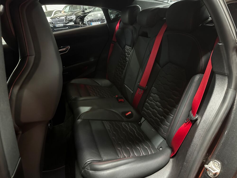 RS3 S EXTENDED 598 CH / PACK RS / FREINS CARBID ROUGE / JANTES 2022 occasion 29000 Quimper