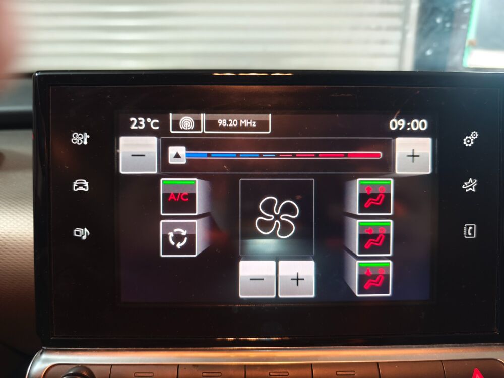 C4 cactus 1.2 VTI 80 FEEL FINE PREMIERE MAIN 2018 occasion 60740 Saint-Maximin