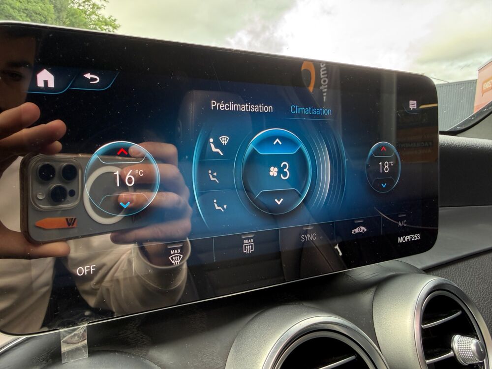 Classe GLC (X253) 300 DE 306 ch AMG LINE EQ-POWER PHEV 4MATIC 9G-TRONIC 2020 occasion 65290 Juillan