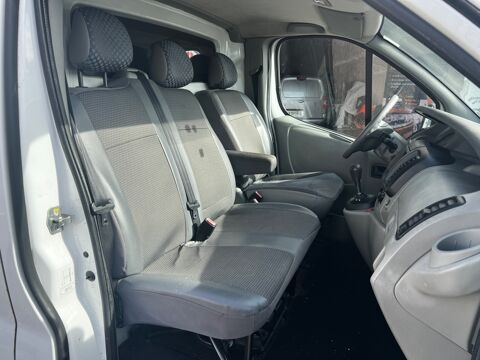 Trafic FOURGON 2.5 DCI 145 CH L2H1 EXTRA BVA / DISTRIBUTION FAITE 2010 occasion 47000 Agen
