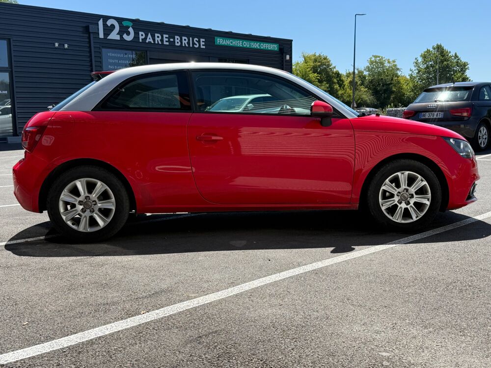 A1 1.6 TDI 90ch AMBIENTE 2013 occasion 17100 Saintes