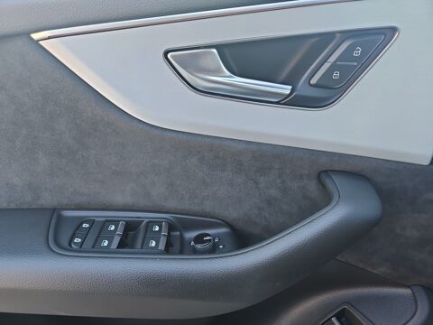Q8 55 TFSI E 381 Ch S line quattro HYBRID RECHARGEABLE 2021 occasion 38590 Saint-&Eacute;tienne-de-Saint-Geoirs