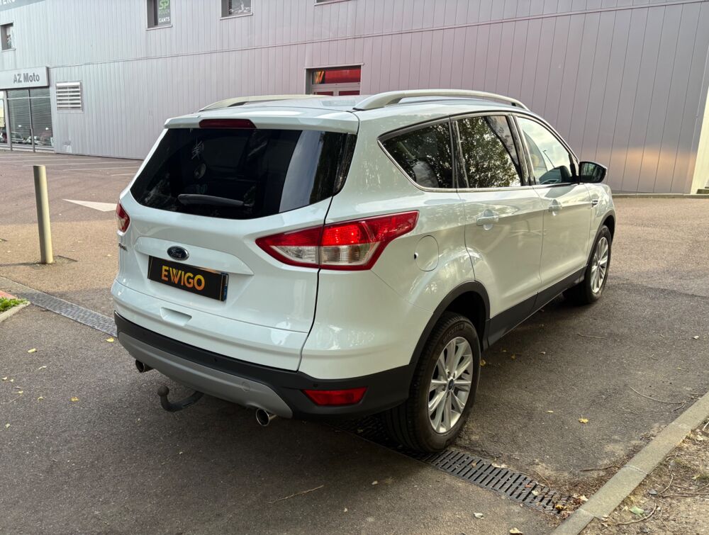 Kuga 2.0 TDCI 150ch TITANIUM 4X2 START-STOP / ATTELAGE - RADAR AV 2016 occasion 76150 Saint-Jean-du-Cardonnay