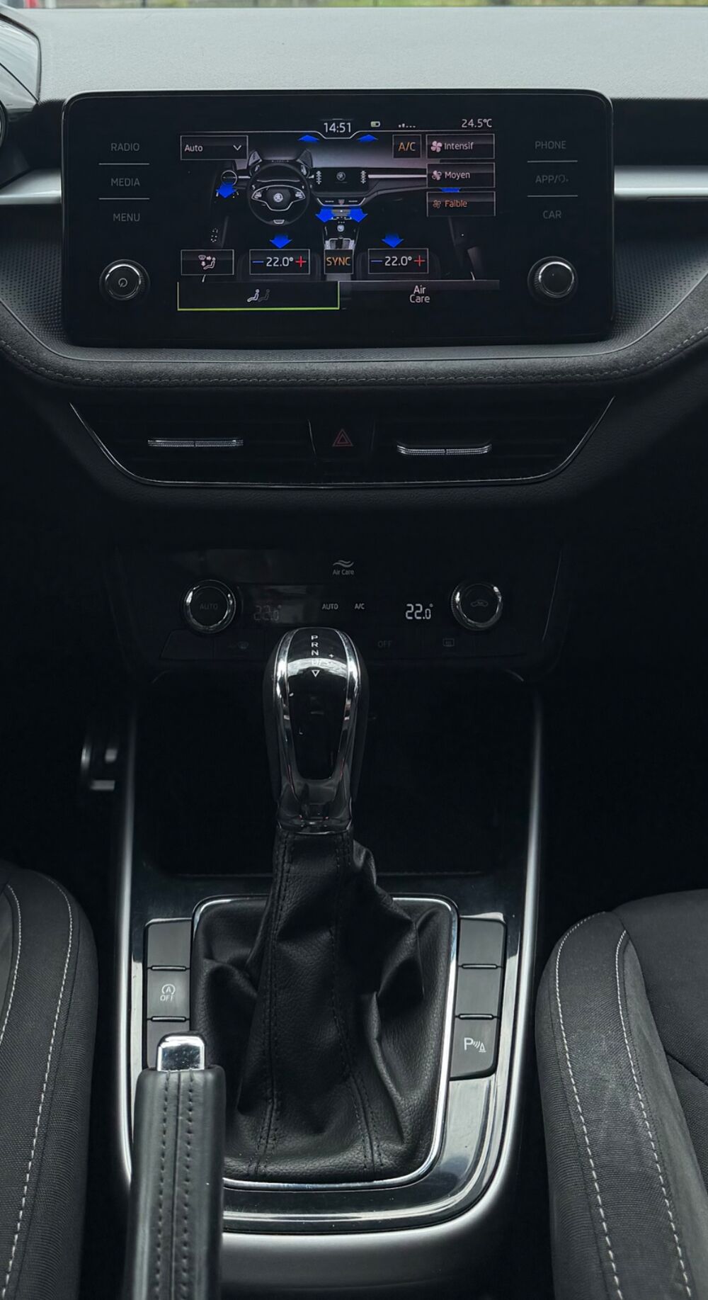 Fabia IV 1.5 TSI 150 BLACK EDITION DSG7 + CAMERA + CARPLAY + 1&Egrave;RE 2022 occasion 97410 Saint-Pierre