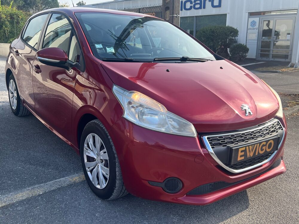 208 1.4 HDI 70 CH BUSINESS 5P / ECRAN NUMERIQUE / COUROIE OK 2012 occasion 40000 Mont-de-Marsan