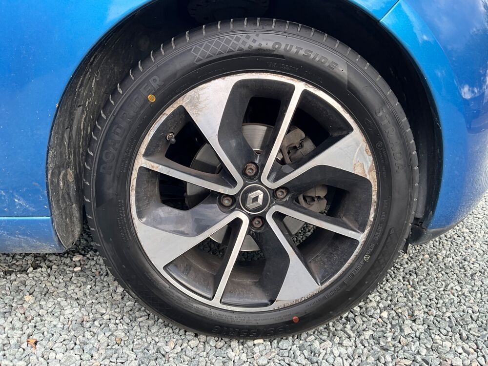 Zo&eacute; R90 ZE 90cv 40KWH CHARGE-NORMALE ZEN ENTRETIEN COMPLET RENAU 2018 occasion 17000 La Rochelle