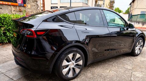 Model Y ELECTRIC STANDARD 264cv 60KWH BVA - 1ER MAIN - TVA NON RECUP 2023 occasion 69150 D&eacute;cines-Charpieu