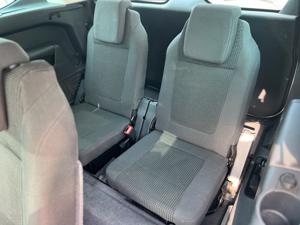 5008 GENERATION-I 1.6 HDI 115 CH ALLURE / 7 PLACES 2014 occasion 47000 Agen