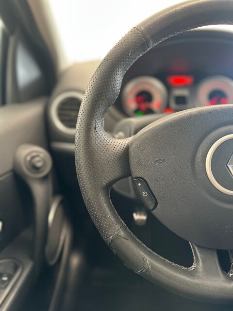Clio 1.6 128 GT REVISION ET COURROIE OK 2010 occasion 26000 Valence